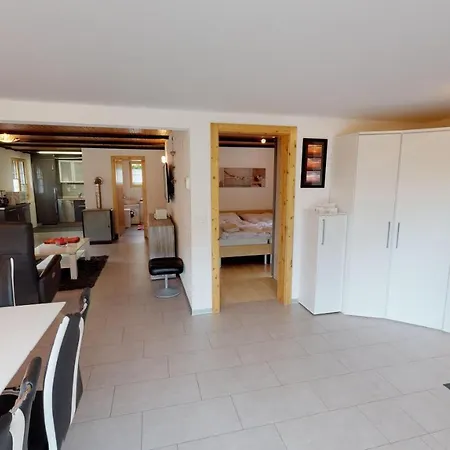 Chaemihitta Apartment